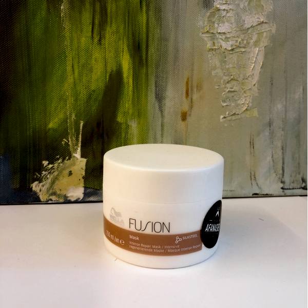 Купить WELLA FUSION MASK - ИНТЕНСИВНАЯ ВОССТАНАВЛИВАЮЩАЯ МАСКА 150 МЛ