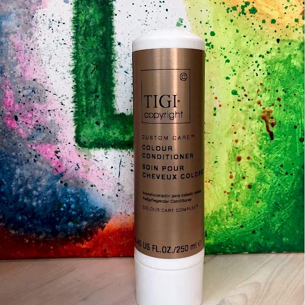 Купить КОНДИЦИОНЕР ДЛЯ ОКРАШЕННЫХ ВОЛОС TIGI COPYRIGHT CUSTOM CARE COLOUR CONDITIONER 250 МЛ